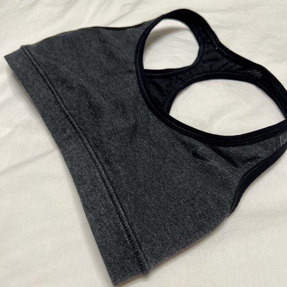 Nike Dri-fit Reversible Sports Bra - Picture 2 of 9